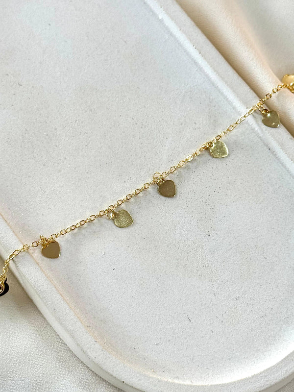 Pulseira corações pendurados