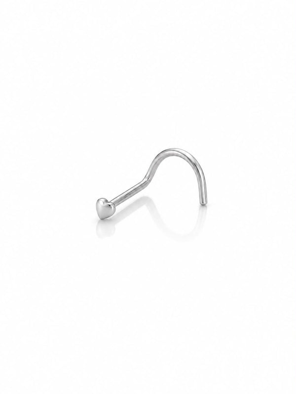 Piercing de nariz coração