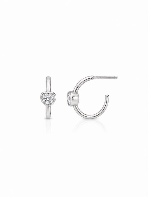 Argola 12mm detalhe zircônia coração tarraxa