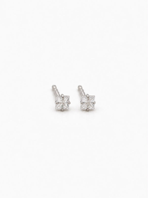 Brinco zircônia quadrada cristal 4mm