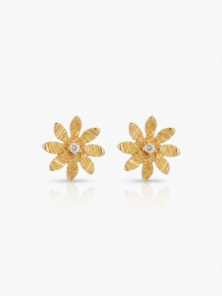 Brinco flor com pétalas detalhadas