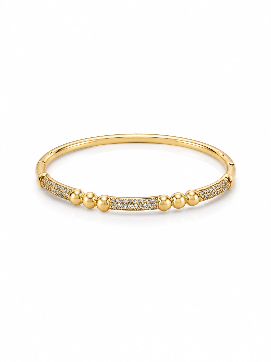 Bracelete trabalhado cravejado