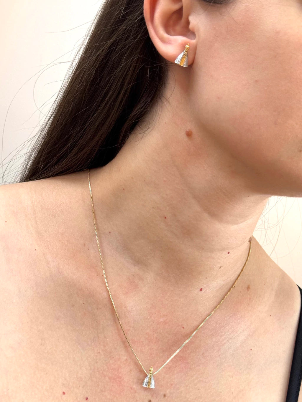 Conjunto Nossa Senhora Aparecida trabalhada