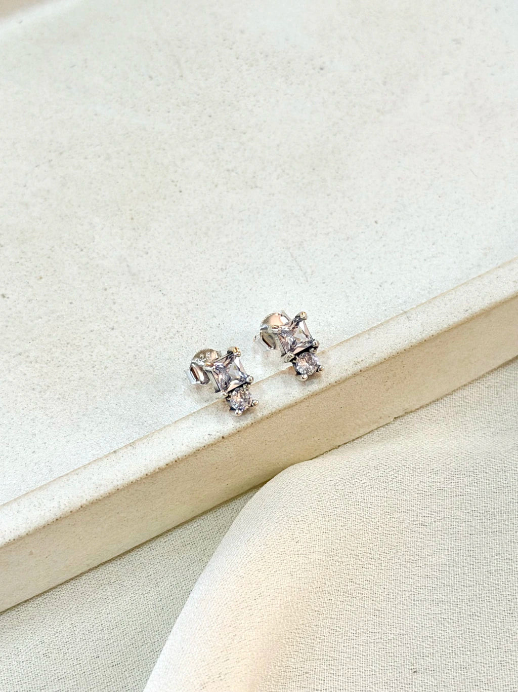 Brinco cristal prata envelhecida