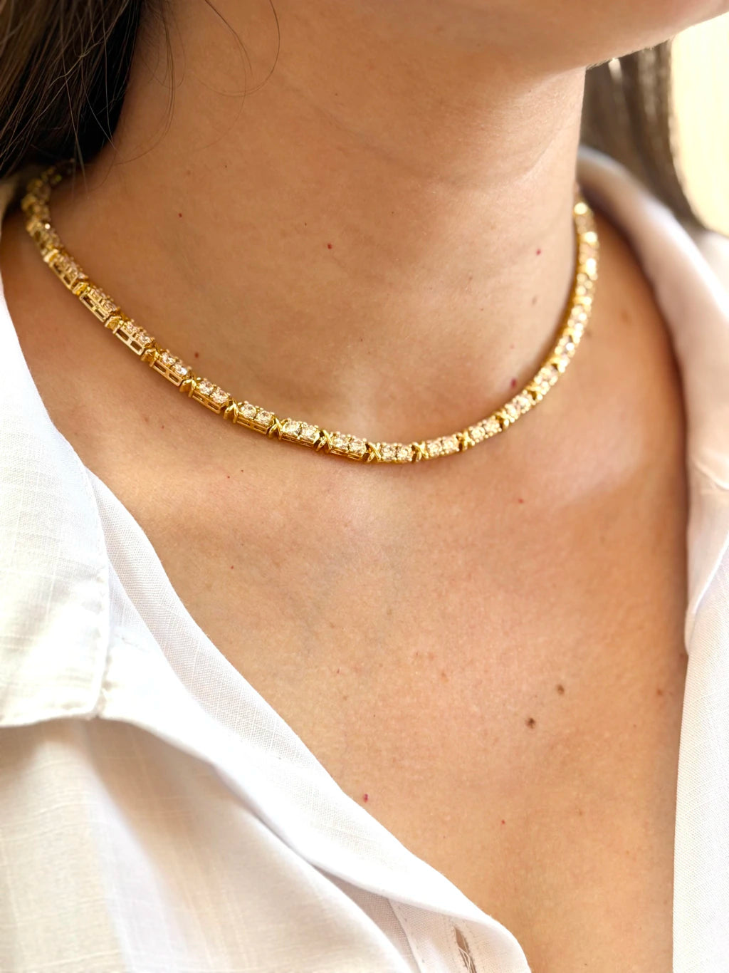Colar luxo trabalhado com cristais