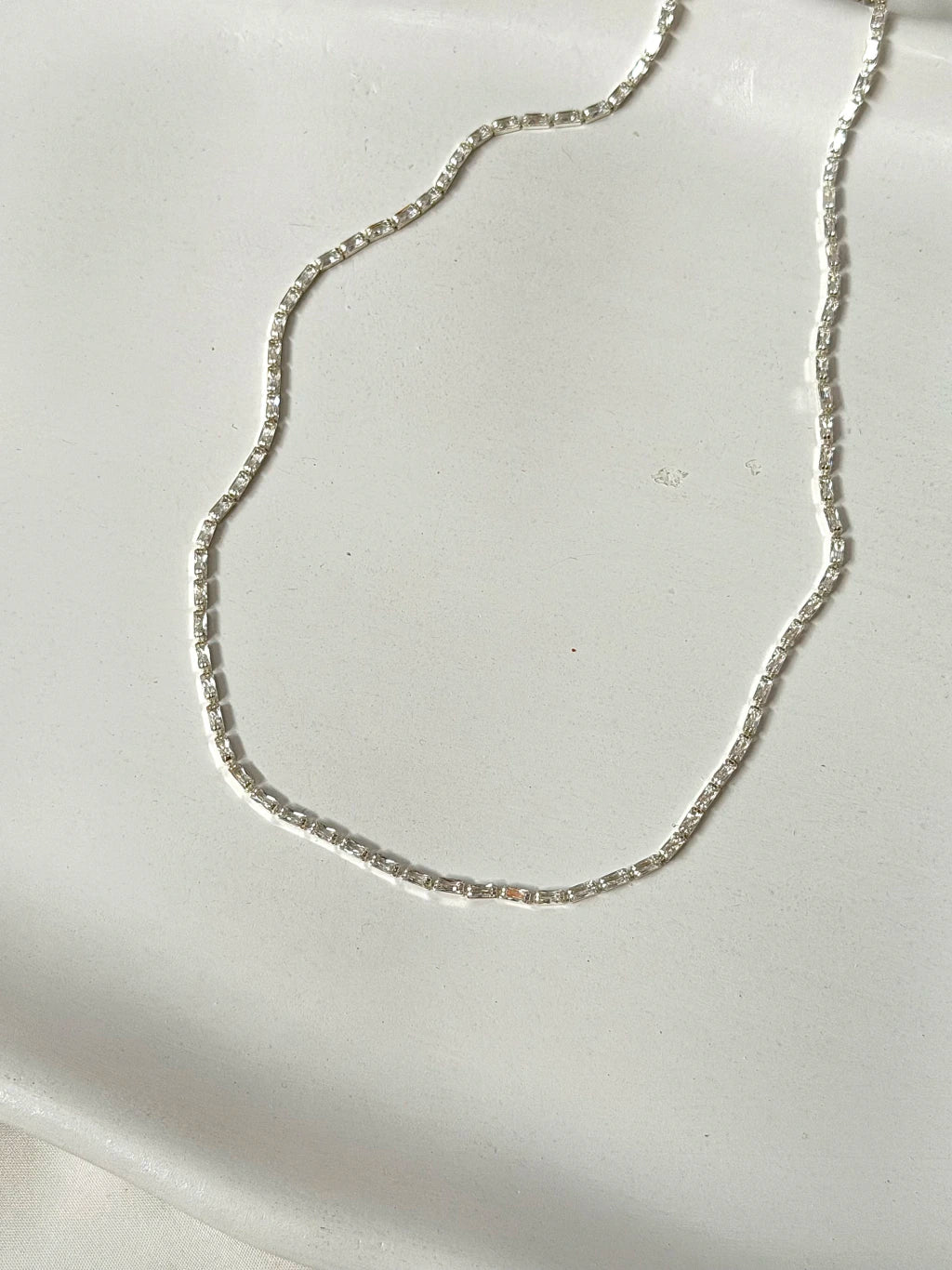 Colar baguete branco riviera 35cm+5cm
