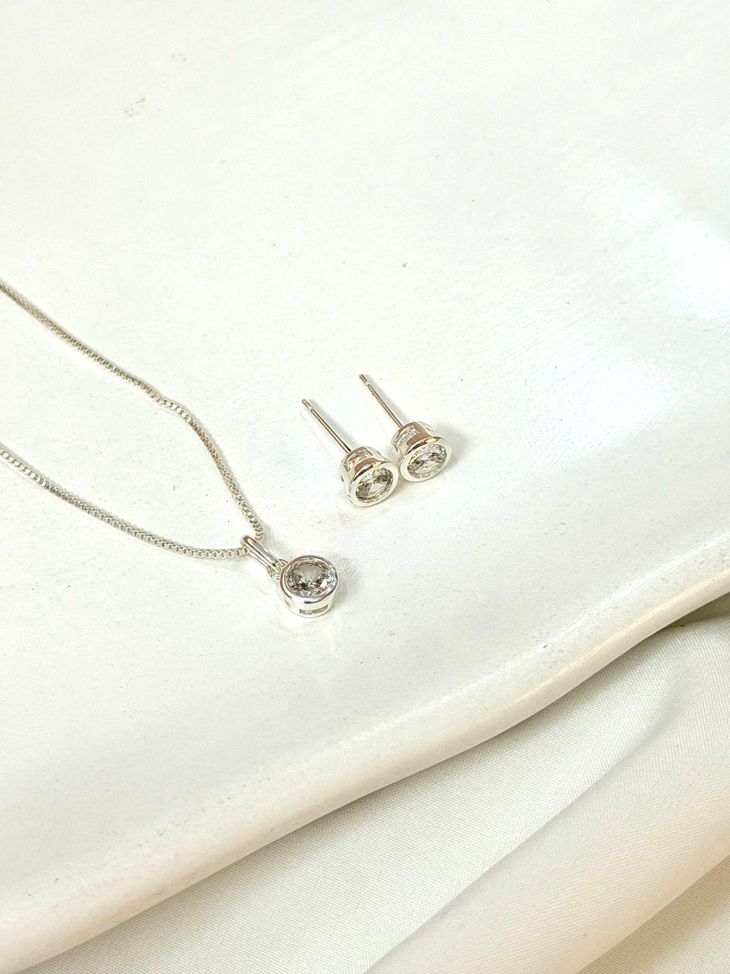 Conjunto ponto de luz redondo