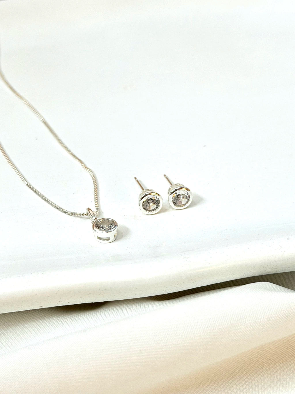 Conjunto ponto de luz redondo