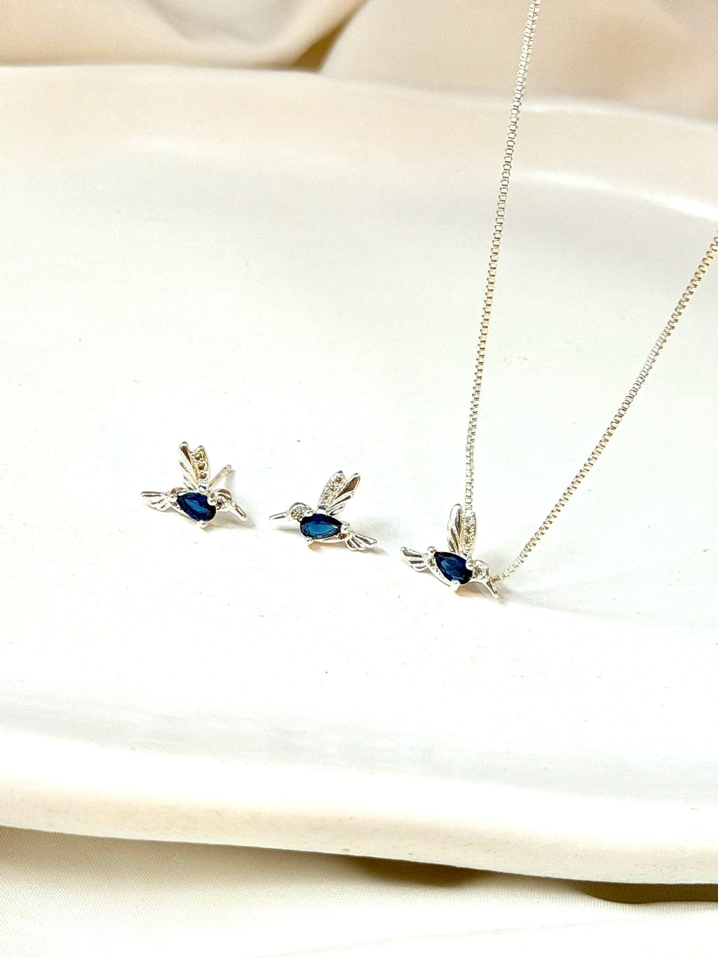 Conjunto pássaro azul