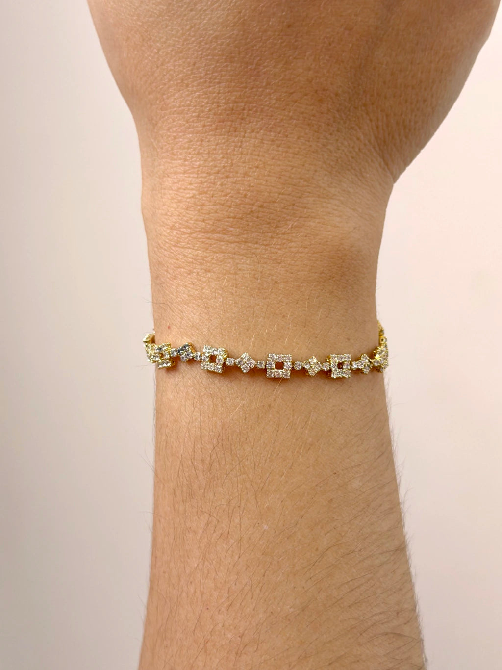 Pulseira cravejada luxo