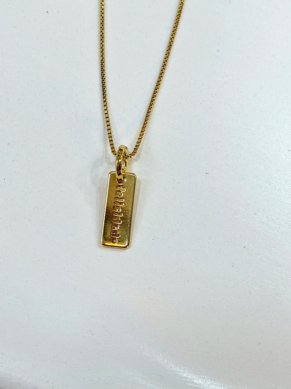 Colar “Felicidade” 15X6MM