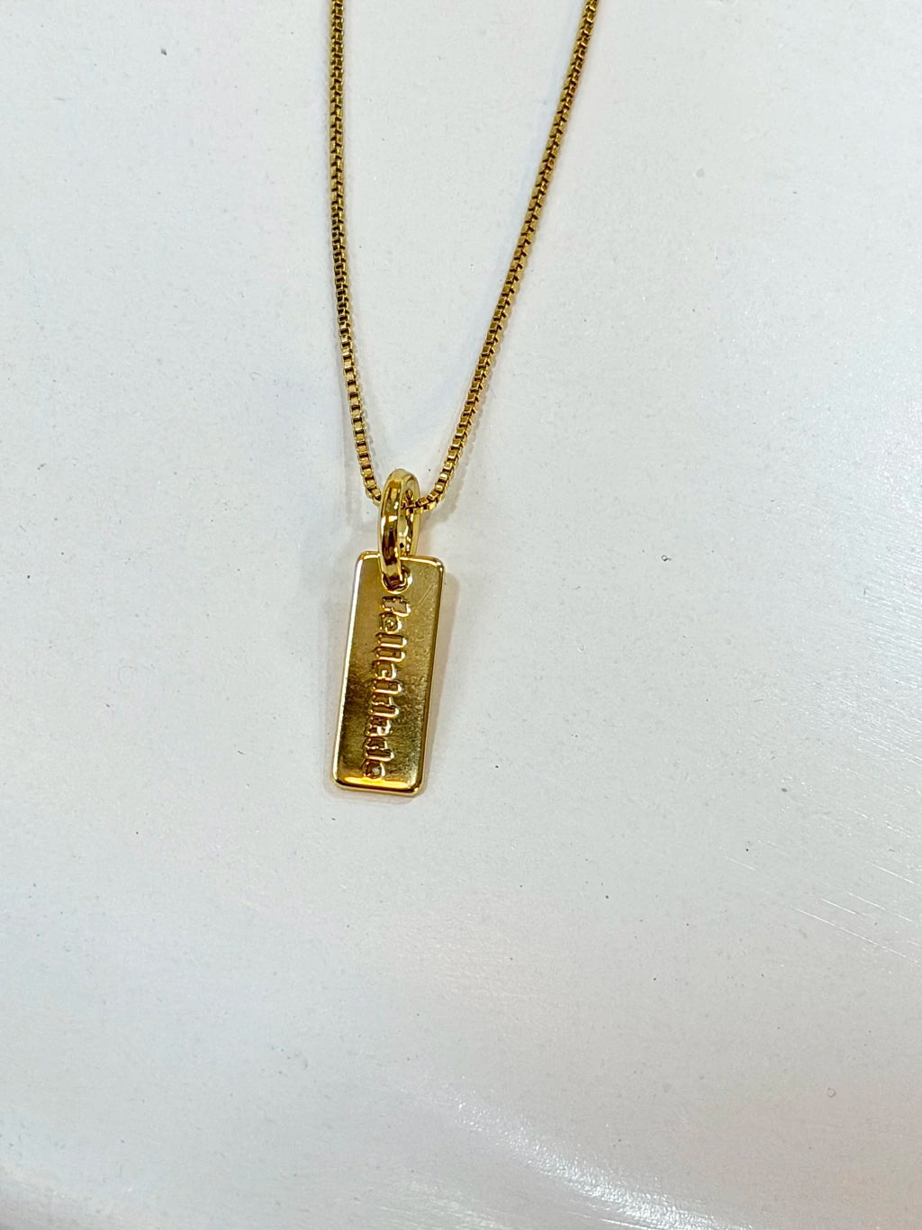 Colar “Felicidade” 15X6MM