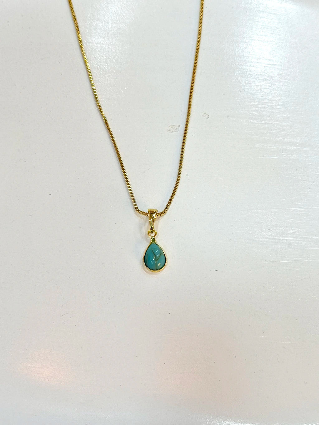 Colar pedra Howlite