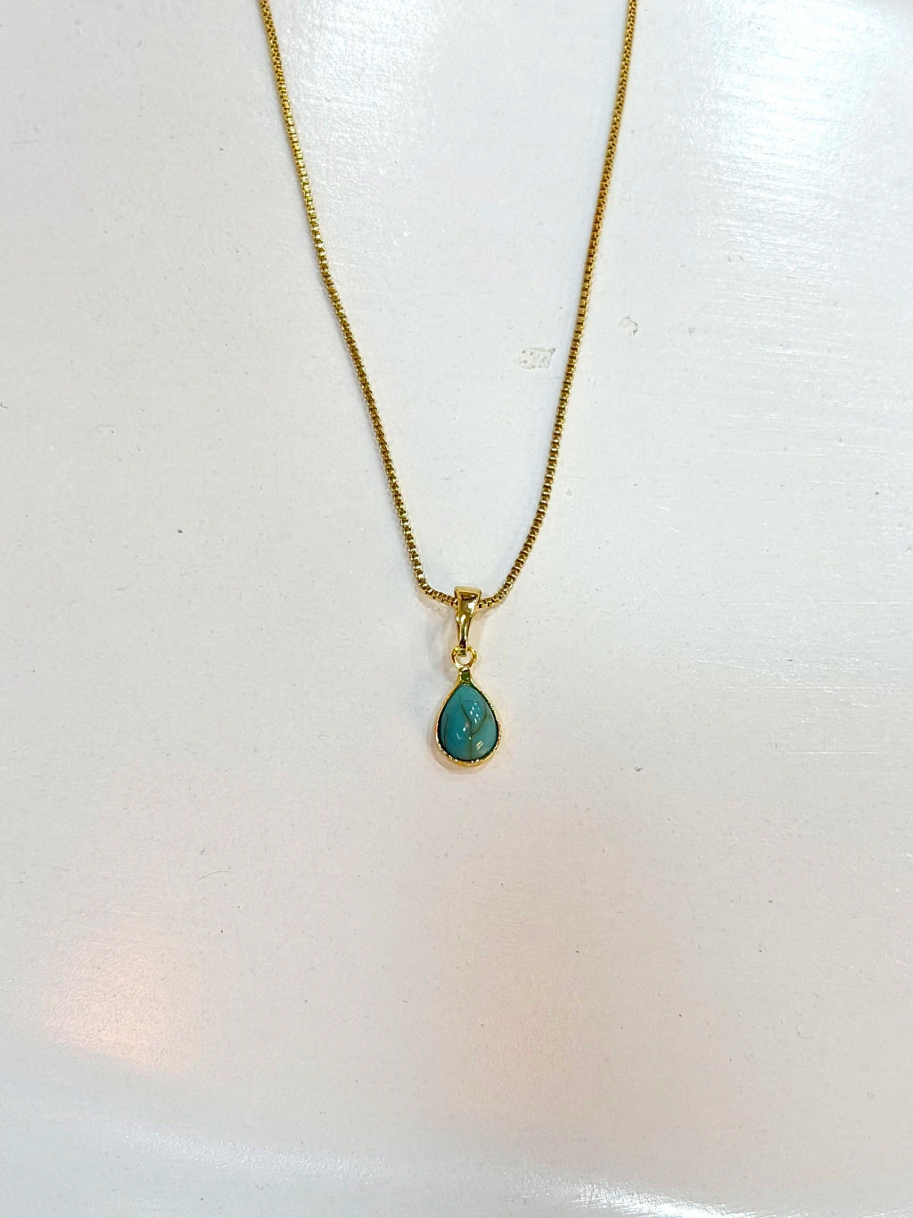 Colar pedra Howlite