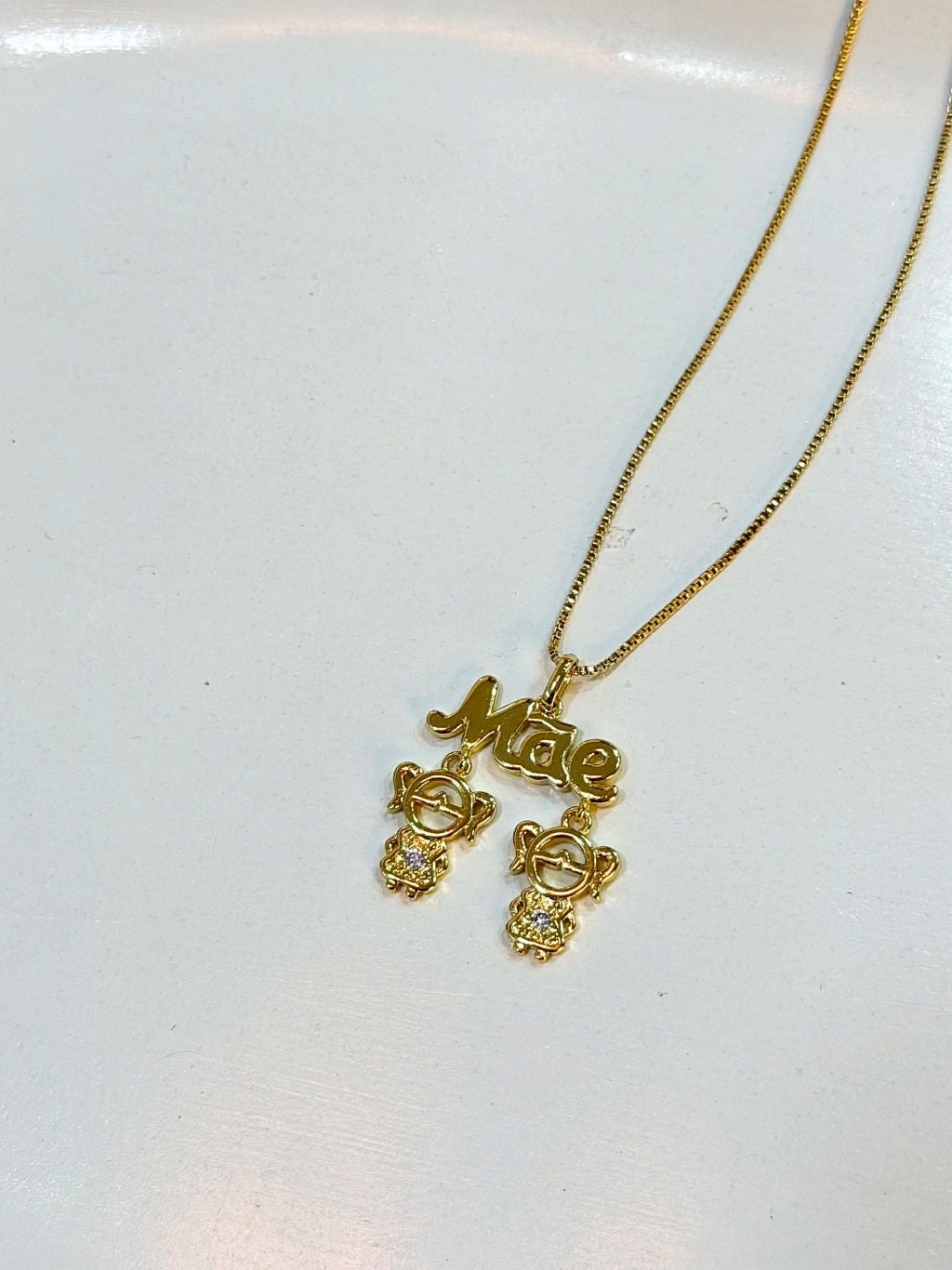 Colar mãe duas meninas