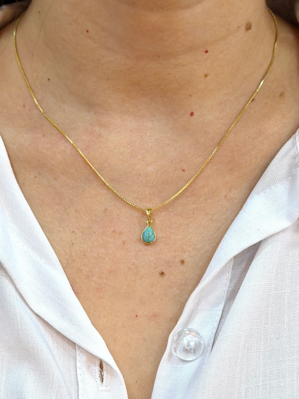 Colar pedra Howlite
