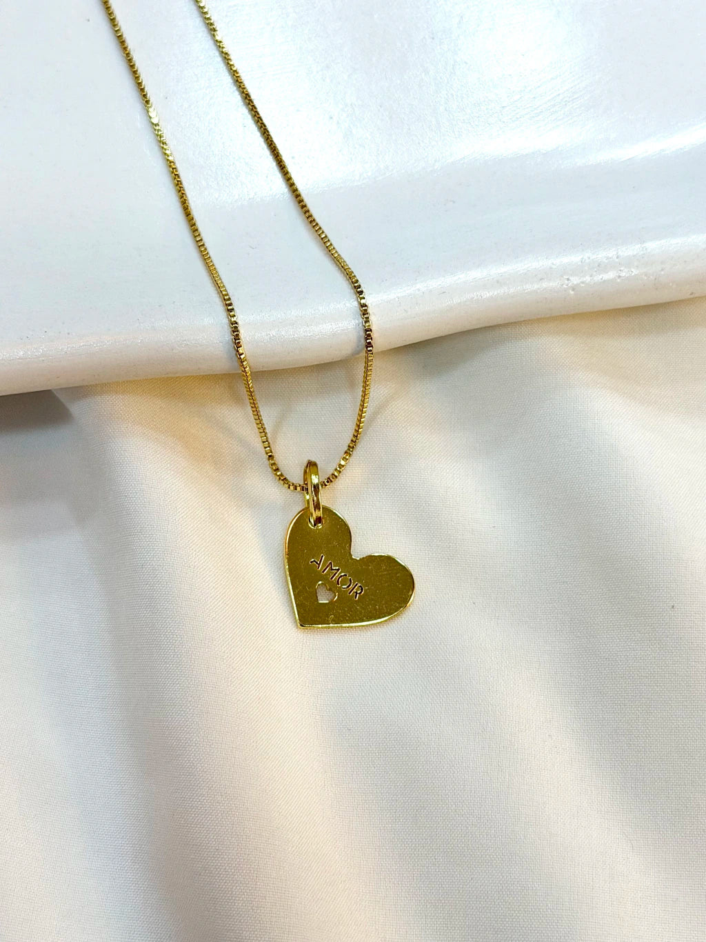 Colar coração “Amor” 17X14MM