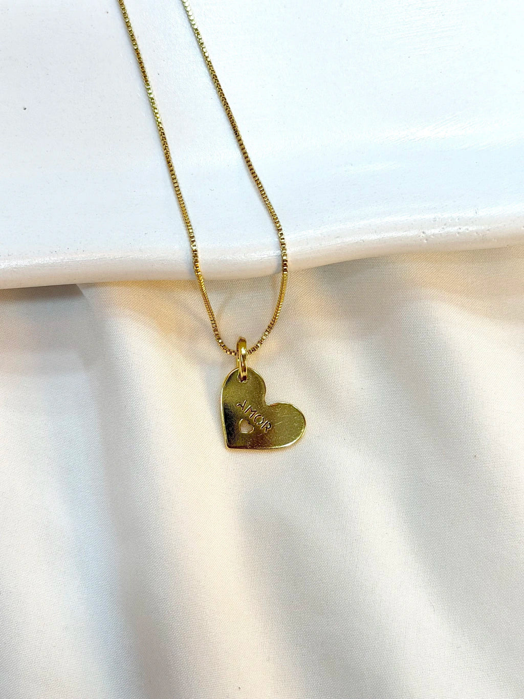 Colar coração “Amor” 17X14MM