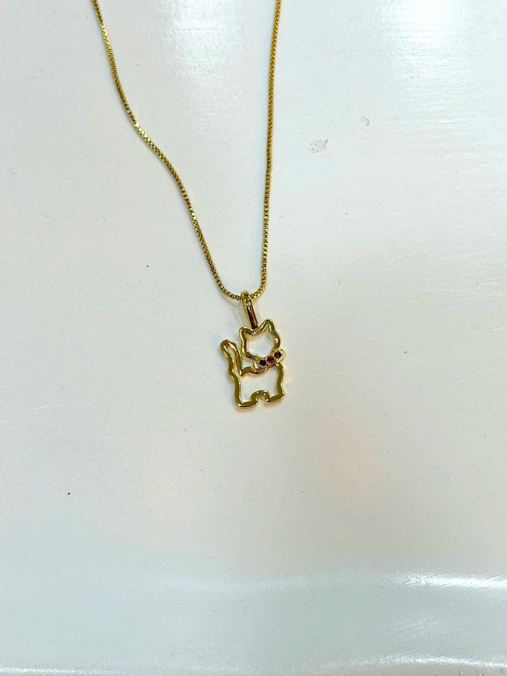 Colar gato rosa