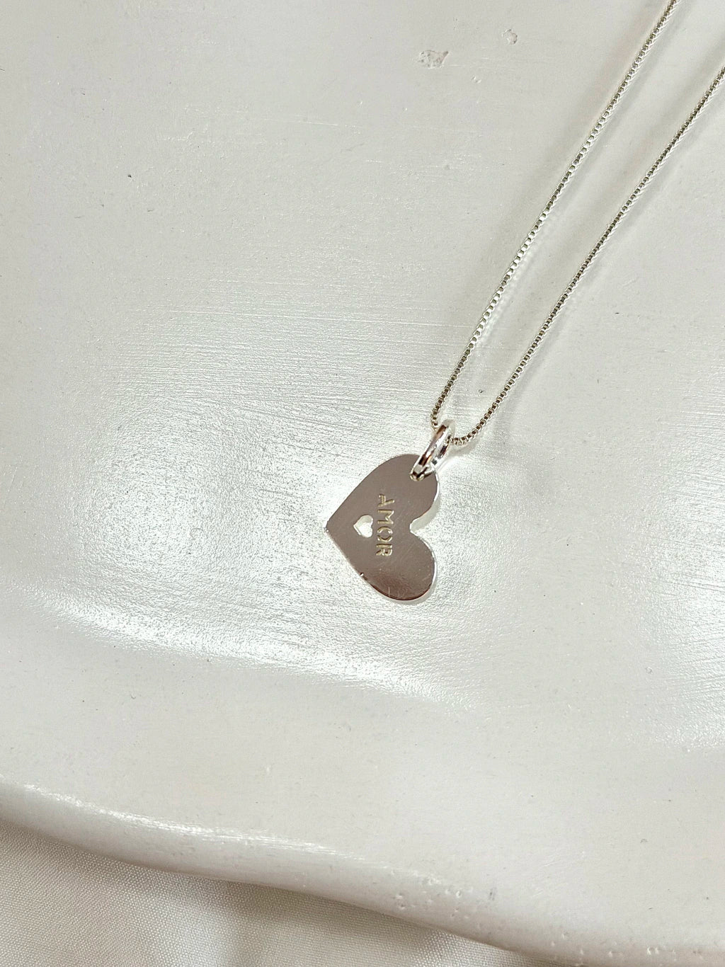 Colar coração “Amor”