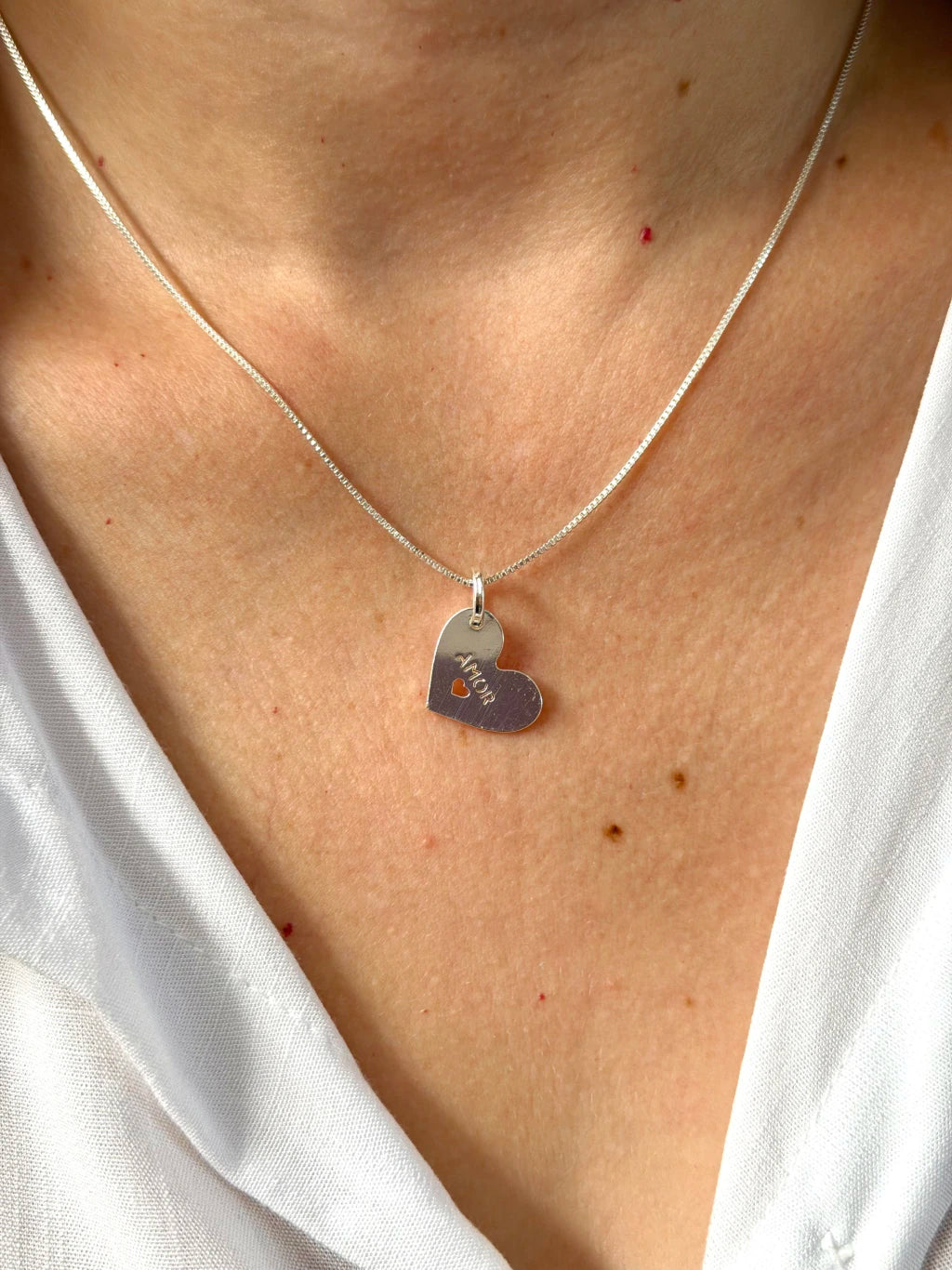 Colar coração “Amor”