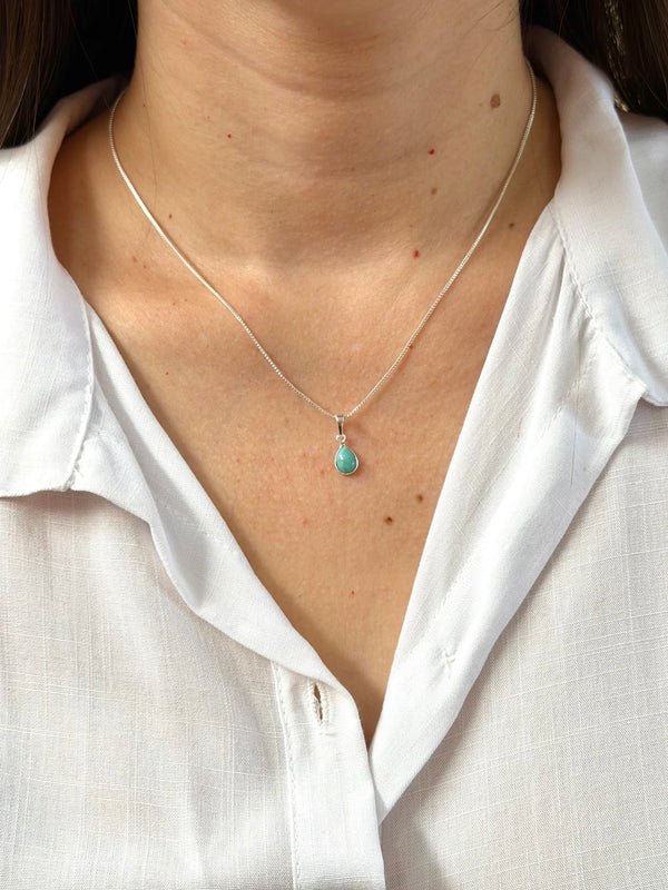 Colar pedra Howlite