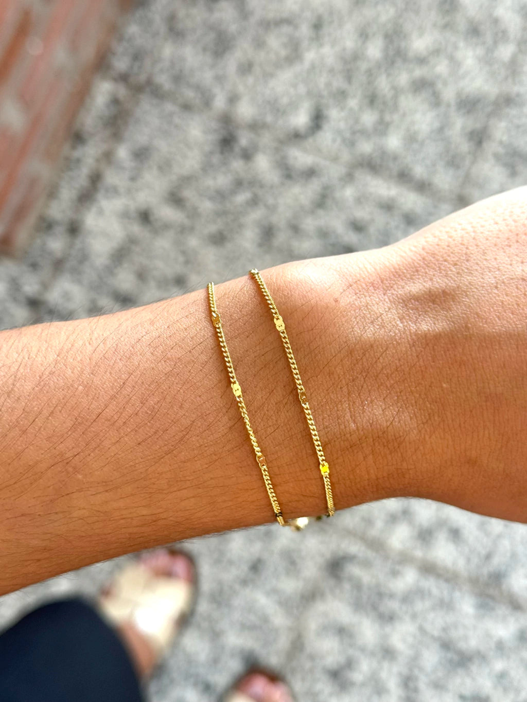 Pulseira grumet com chapinhas redondas