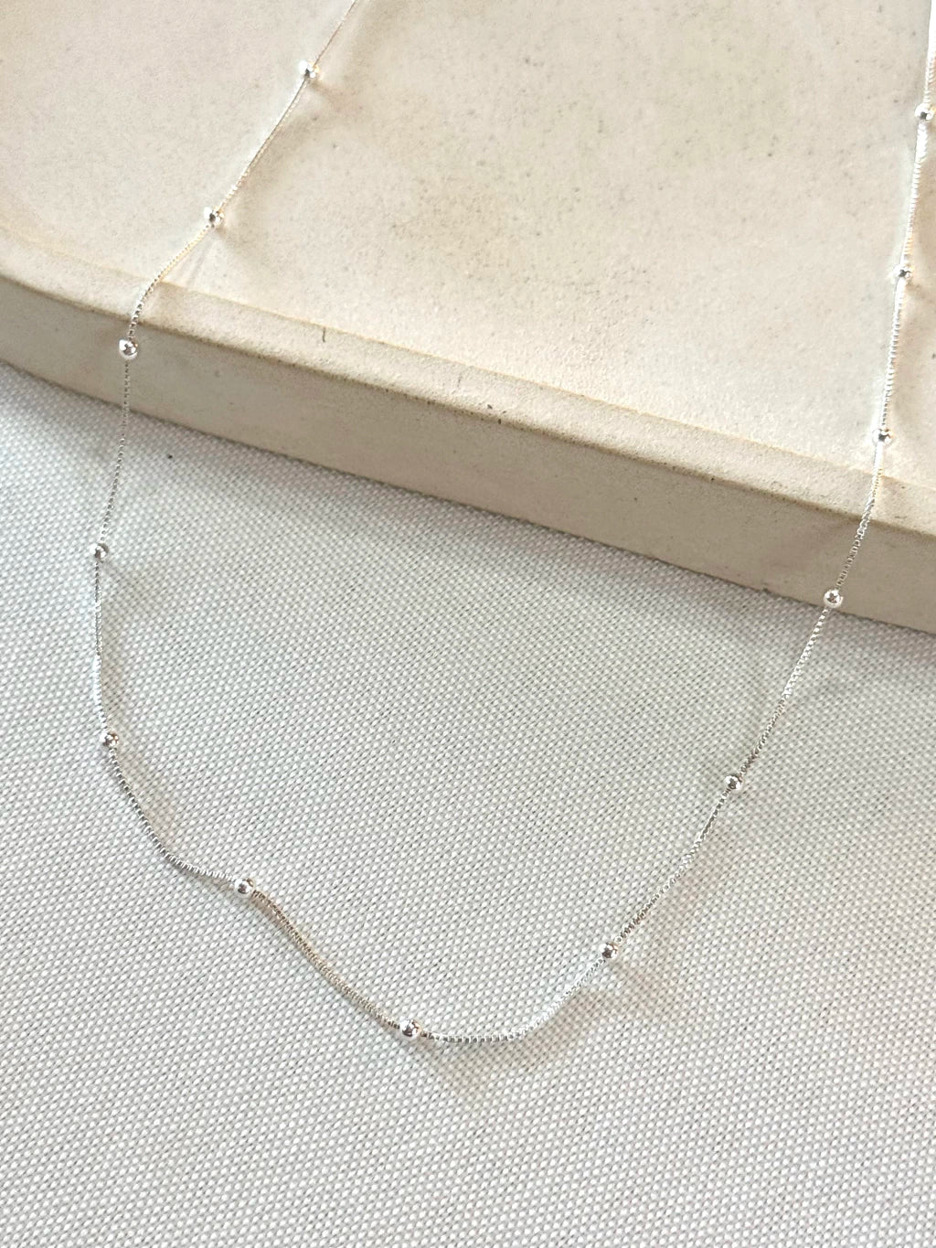 Colar veneziana bolinhas 40cm