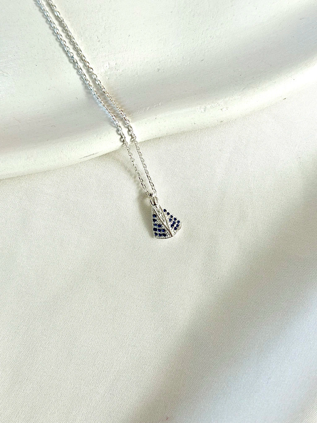 Colar Nossa Senhora Aparecida azul
