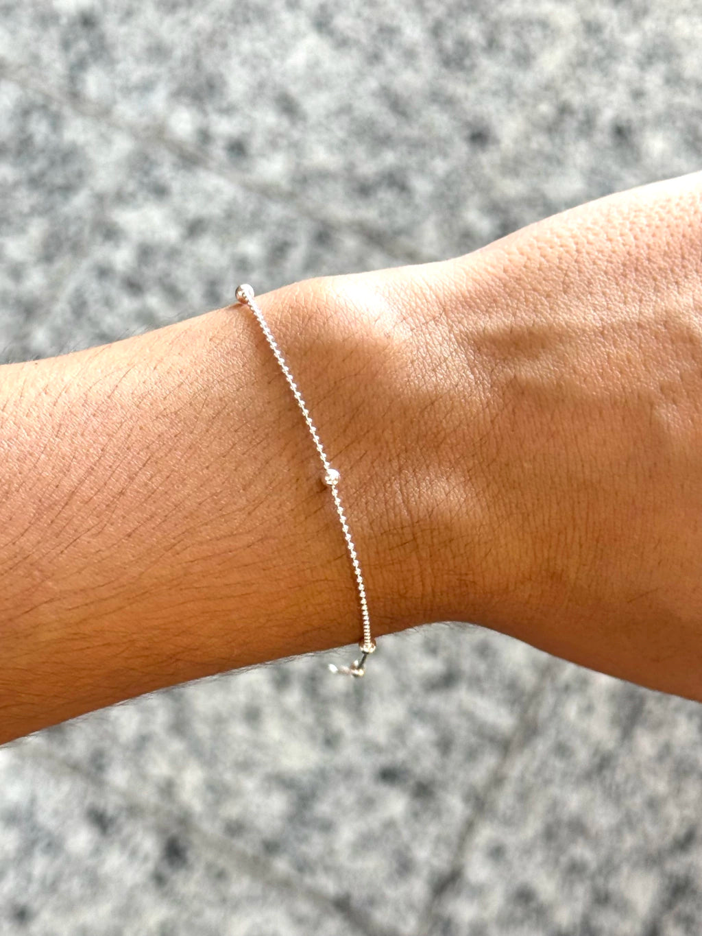 Pulseira mini bolinhas