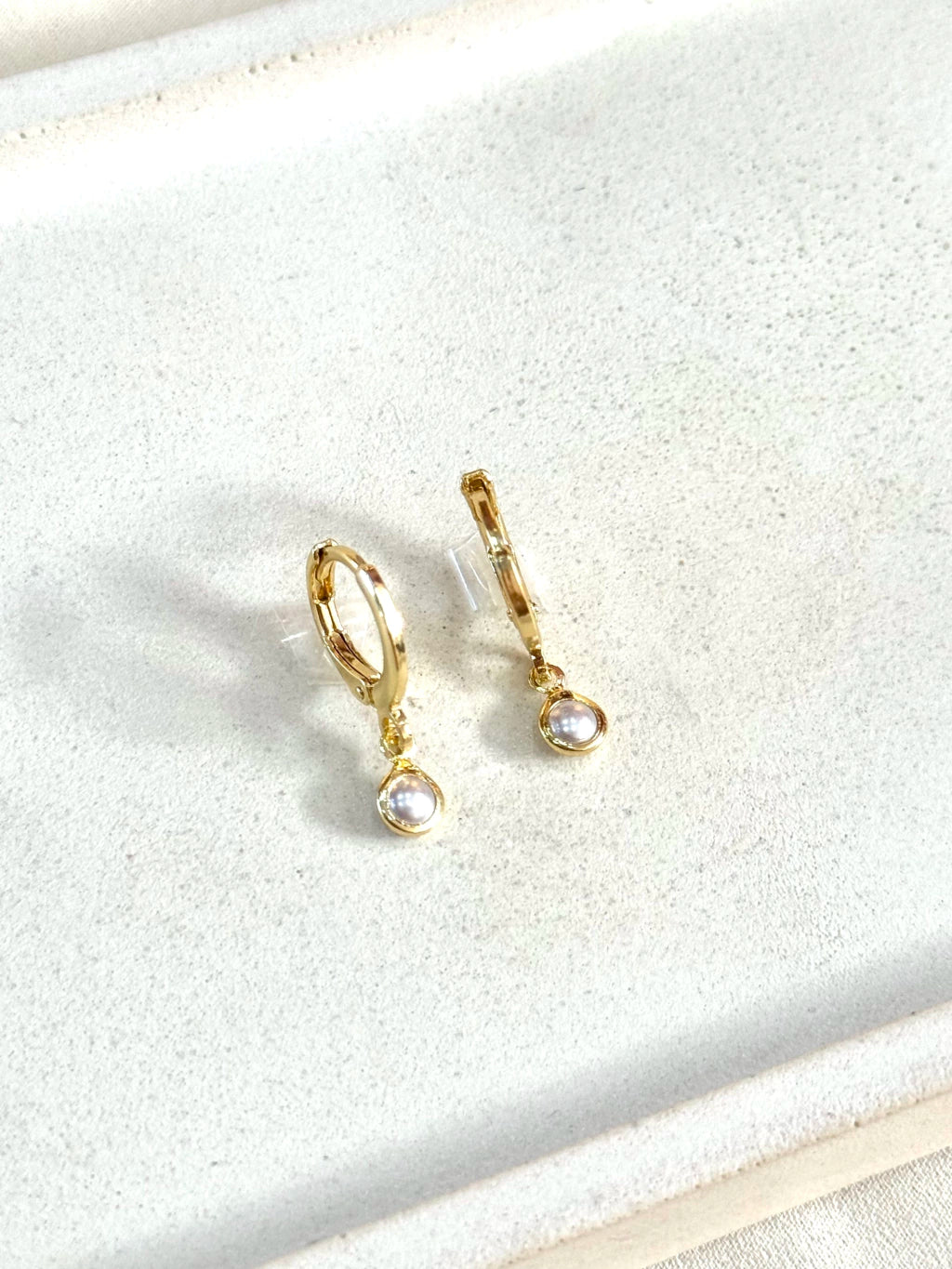 Argola pérola 4mm