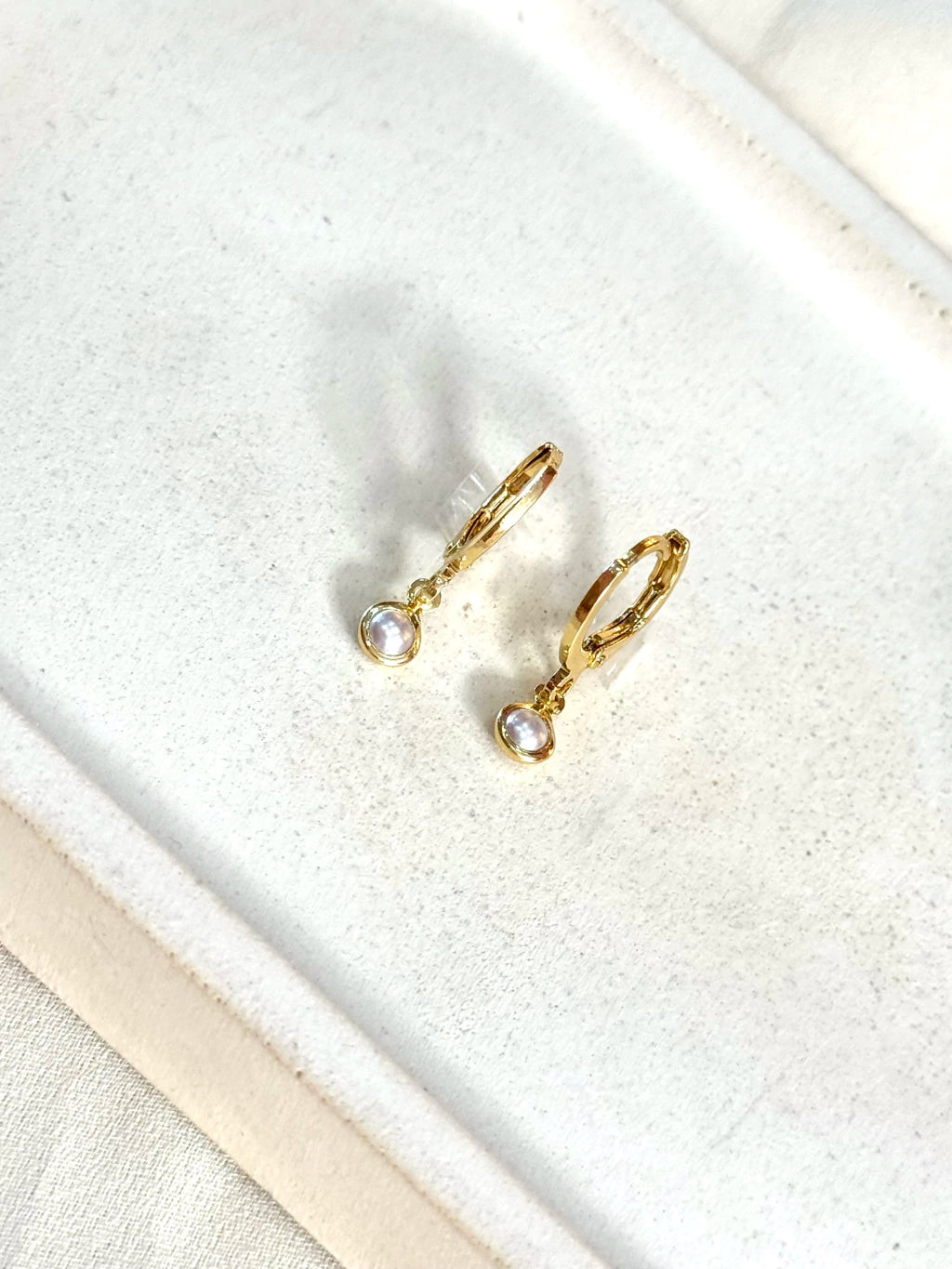 Argola pérola 4mm