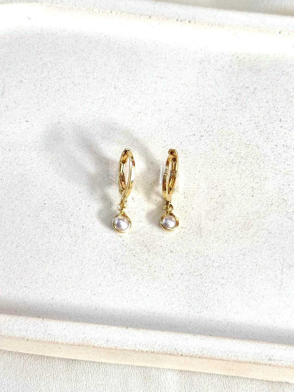 Argola pérola 4mm