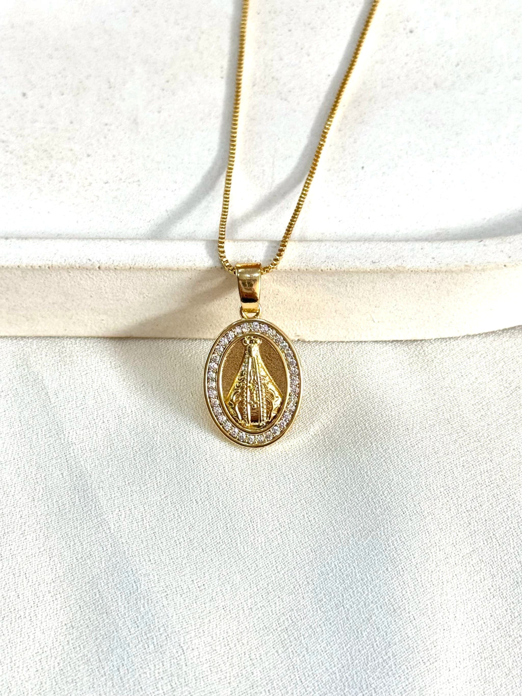 Colar pingente redondo Nossa Senhora Aparecida