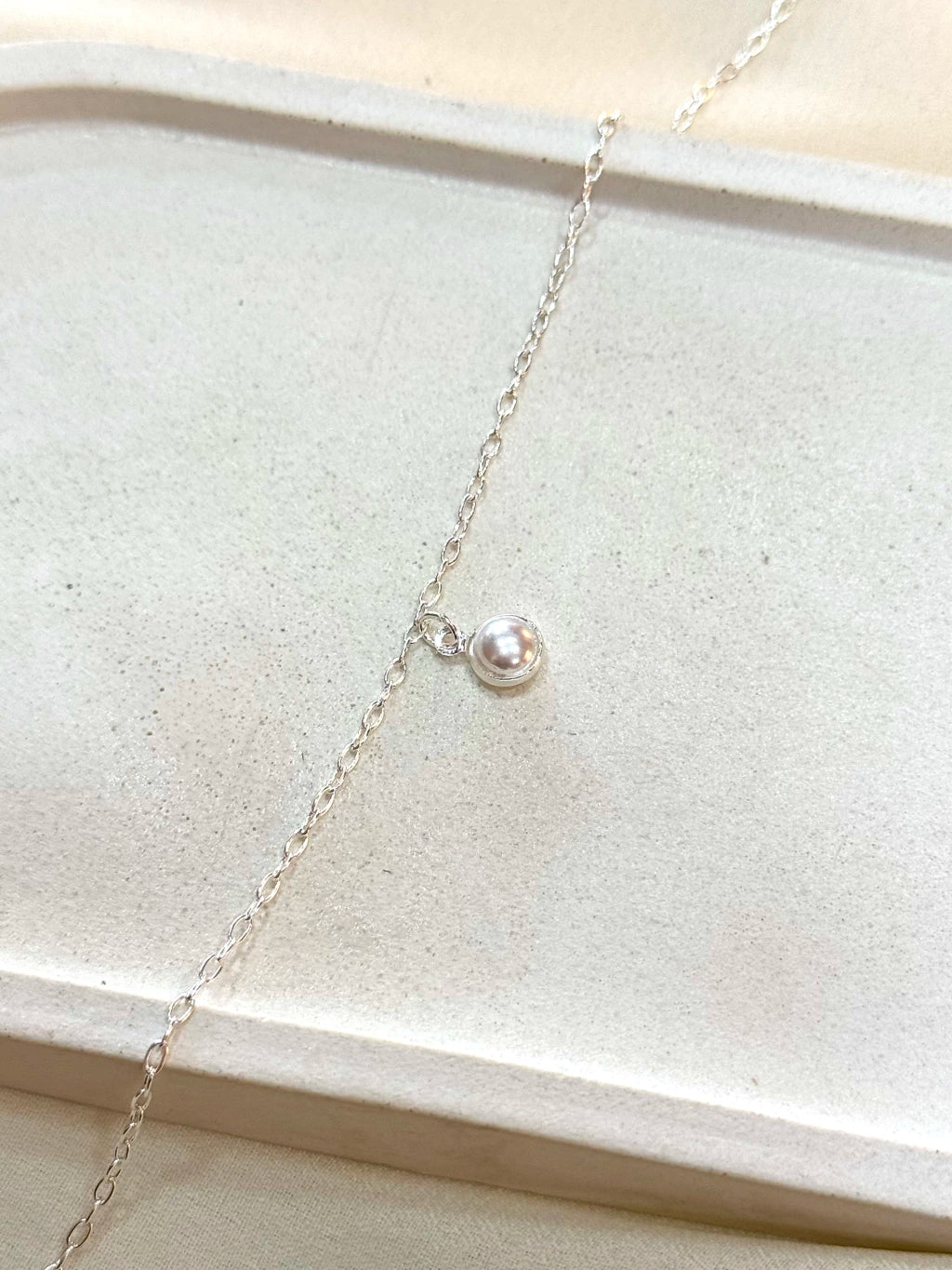 TORNOZELEIRA CADEADINHO COM PÉROLA 6MM
