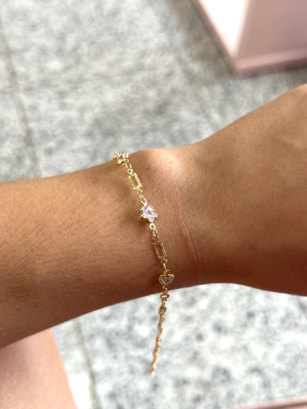 Pulseira coração estrela e ponto de luz