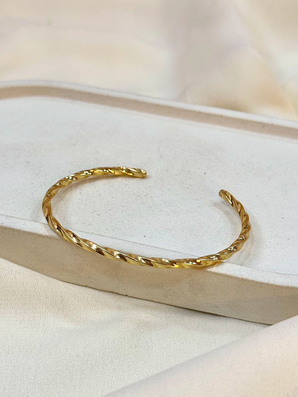 Bracelete trançado